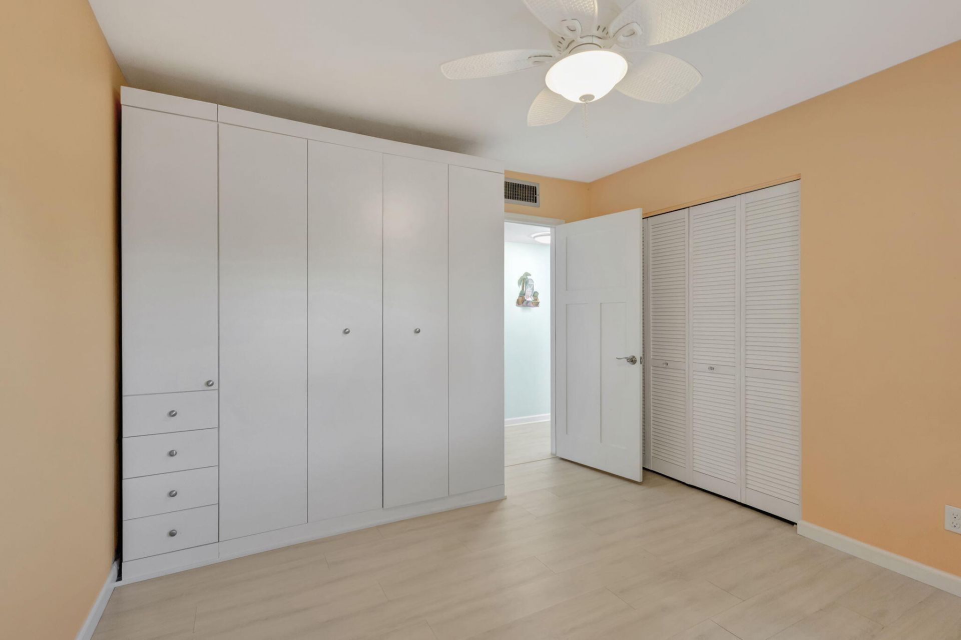 3209 S Lakeview Circle, Unit 8-101, Hutchinson Island, FL 34949 Photo