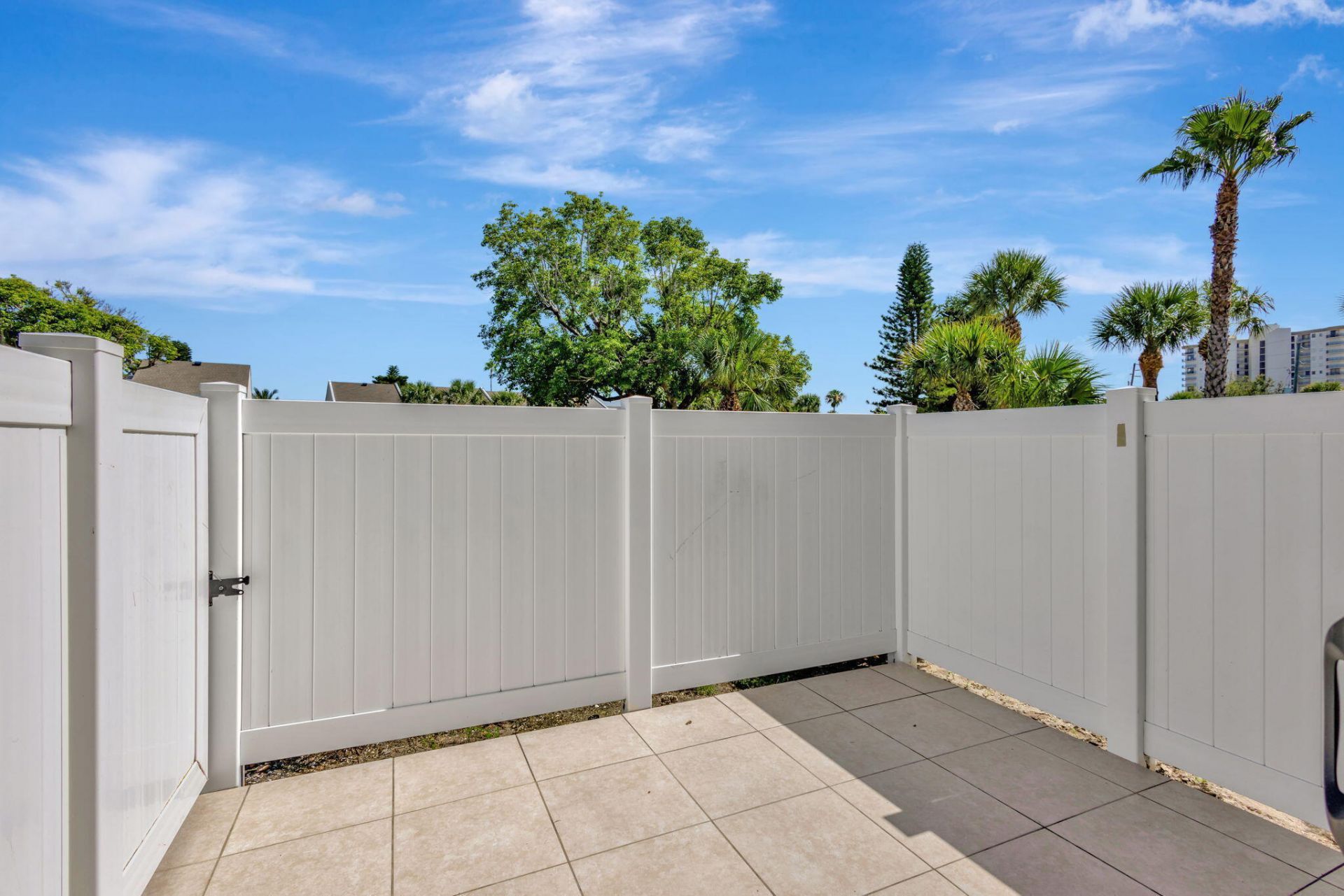 3209 S Lakeview Circle, Unit 8-101, Hutchinson Island, FL 34949 Photo