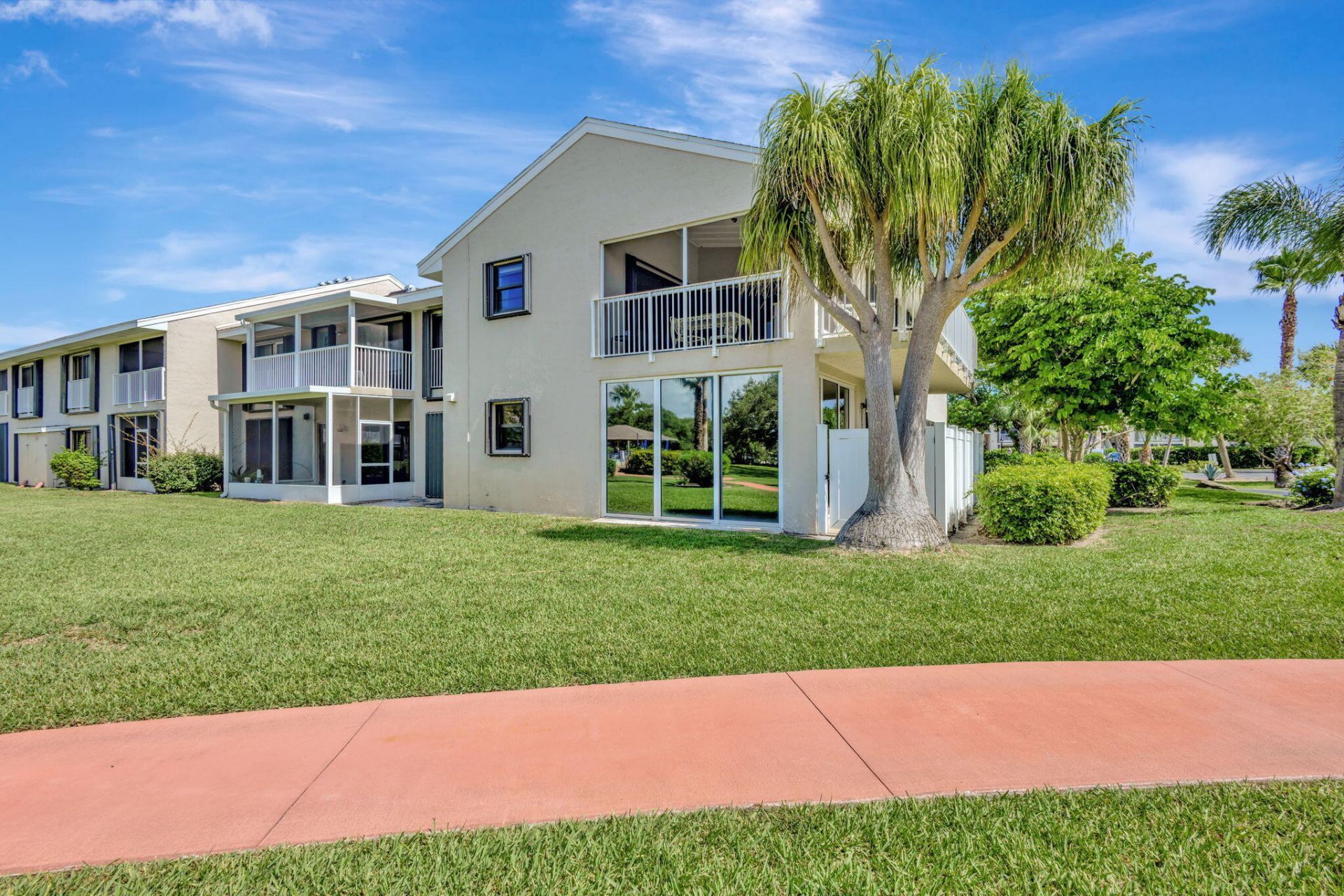 3209 S Lakeview Circle, Unit 8-101, Hutchinson Island, FL 34949 Photo
