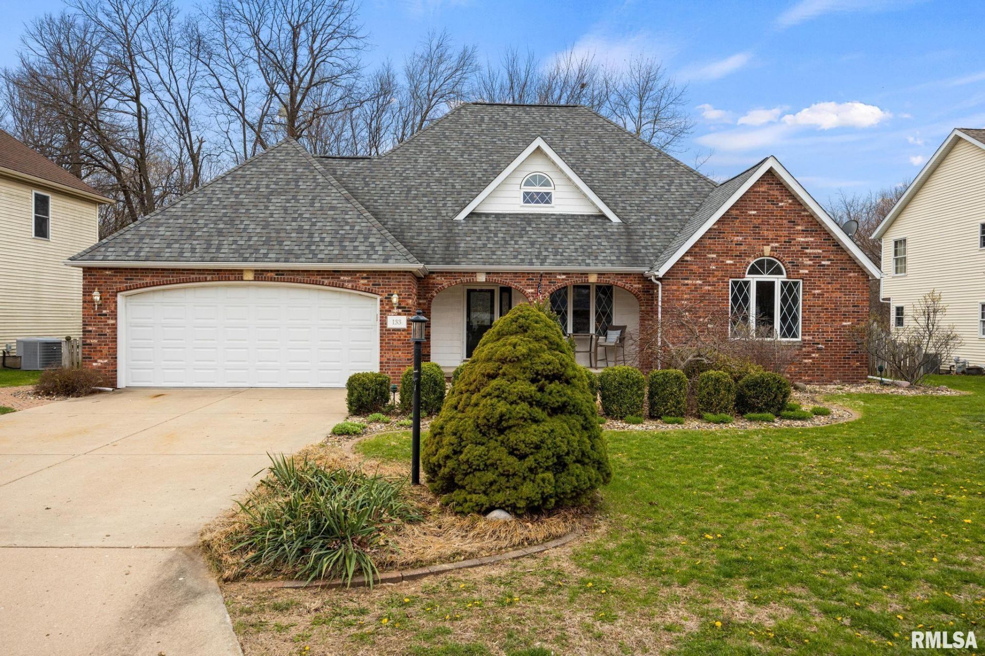 133 Cracklewood Lane, East Peoria, IL 61611 Main Photo