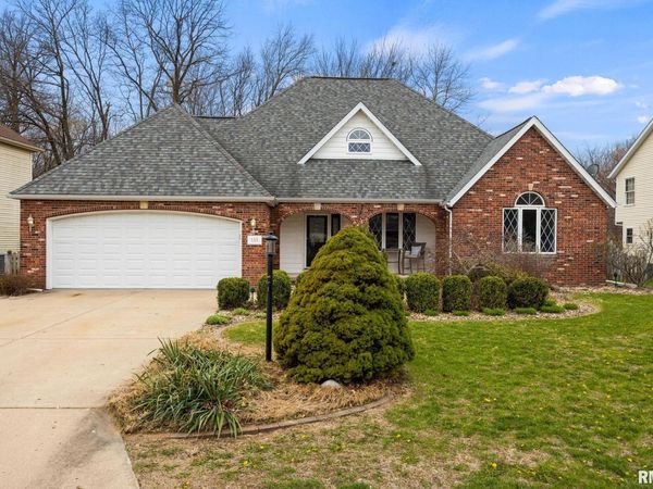 133 CRACKLEWOOD Lane, East Peoria, IL 61611