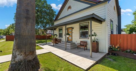 642 E St, Lincoln, CA 95648 Photo