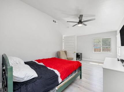 642 E St, Lincoln, CA 95648 Photo