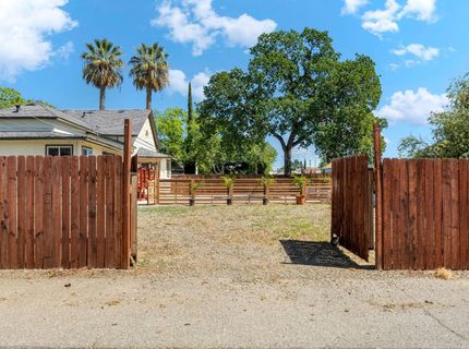642 E St, Lincoln, CA 95648 Photo