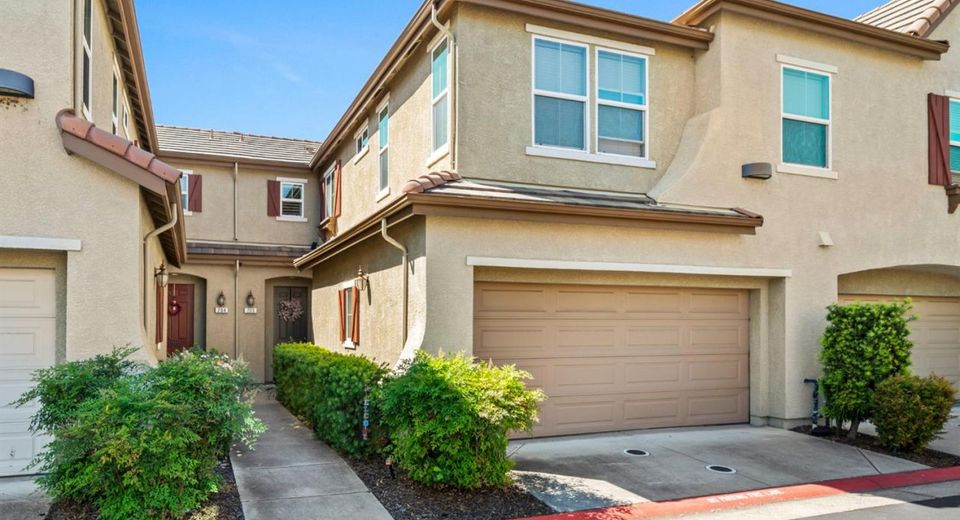 203 Rivage Cir #203, Unit 203, Folsom, CA 95630 Photo