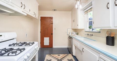 3311 Sierra View Ln, Sacramento, CA 95821 Photo