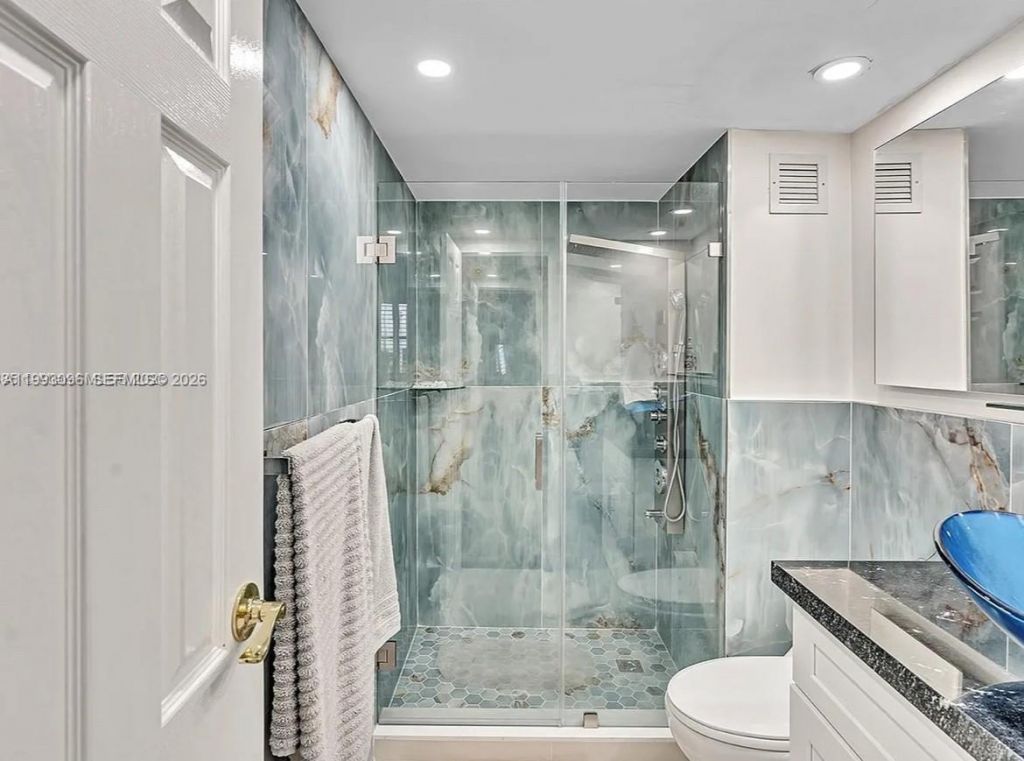 2450 NE 135th St, Unit 103, North Miami, FL 33181 Photo