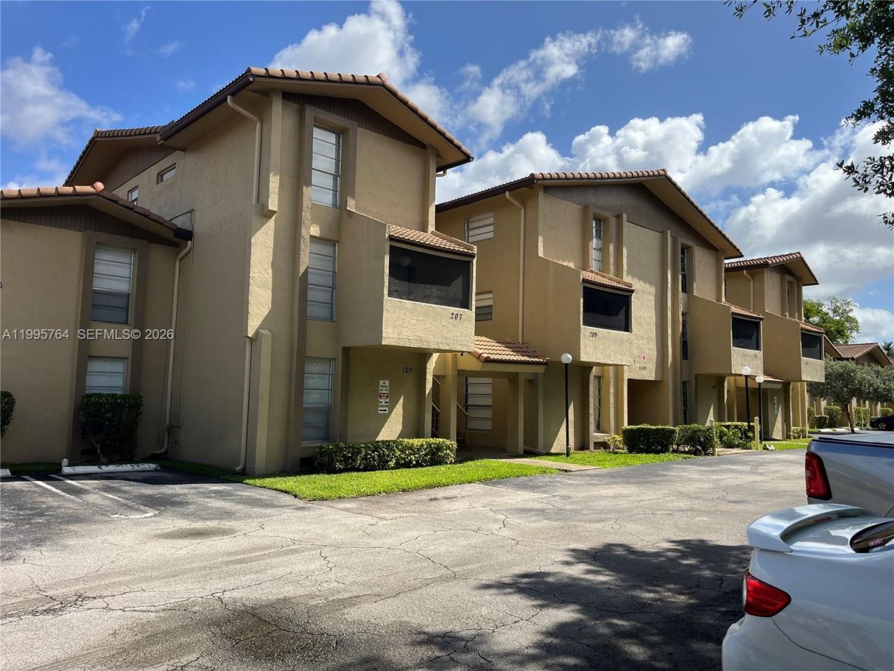 11101 Royal Palm Blvd, Unit 203, Coral Springs, FL 33065 Photo