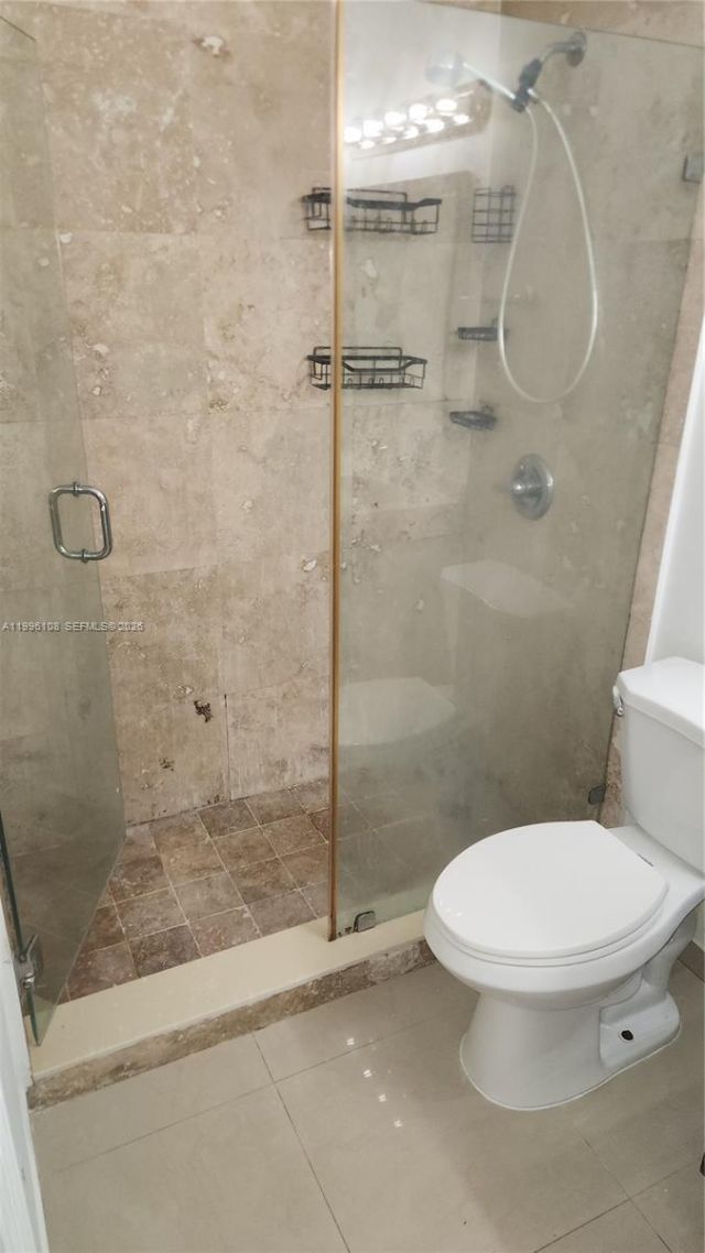 210 E Palm Cir E, Pembroke Pines, FL 33025 Photo