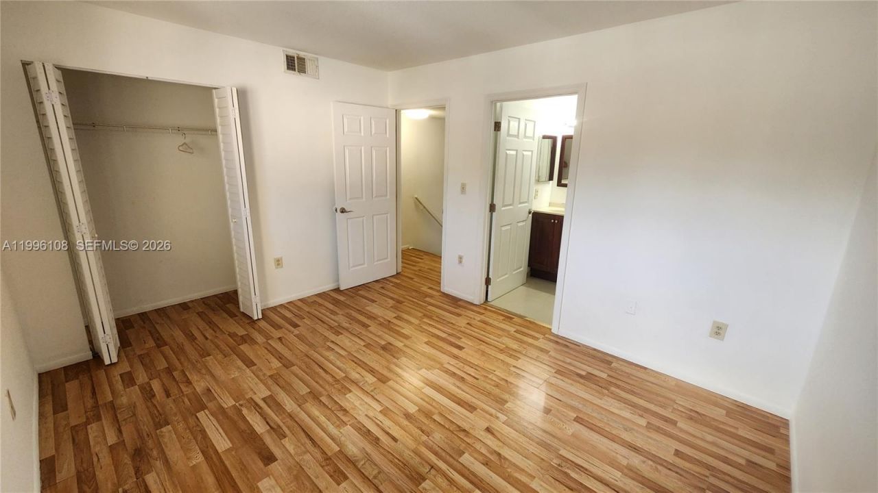 210 E Palm Cir E, Pembroke Pines, FL 33025 Photo