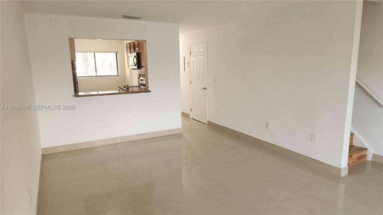 210 E Palm Cir E, Pembroke Pines, FL 33025 Photo