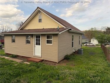 3600 6th Avenue, Parkersburg, WV 26101