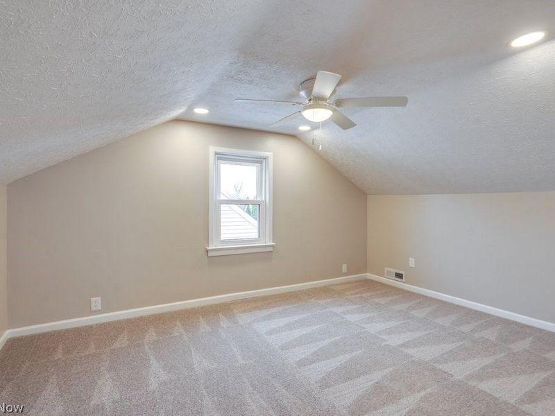 8208 Wainstead Drive, Parma, OH 44129 Photo 25