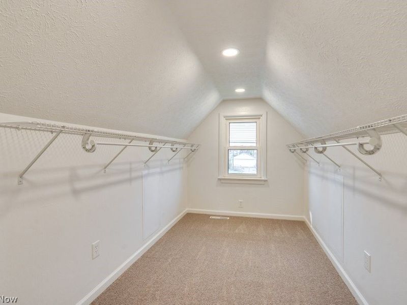 8208 Wainstead Drive, Parma, OH 44129 Photo 26