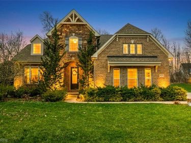 9403 Grace Drive, Twinsburg, OH 44087