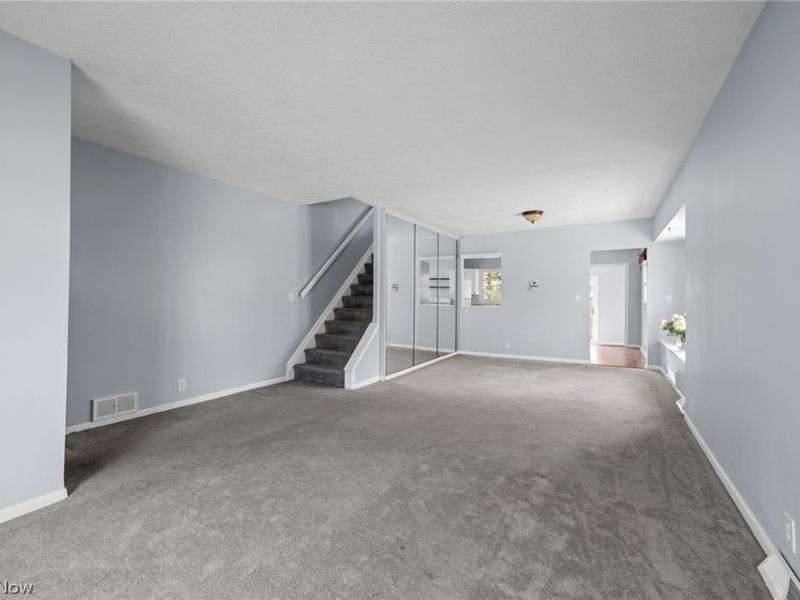 11915 Franklin Boulevard , Lakewood, OH 44107 Photo 2