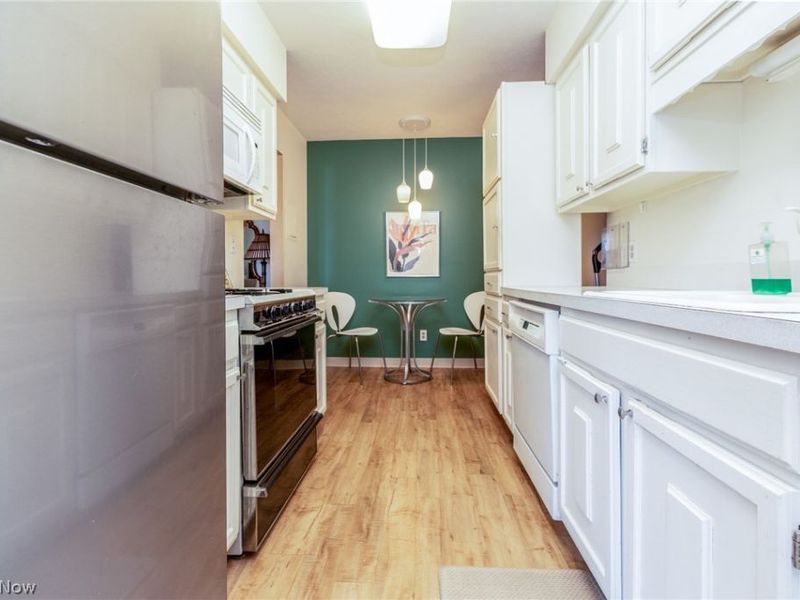 2112 Acacia Park Drive , Unit 322, Lyndhurst, OH 44124 Photo 10