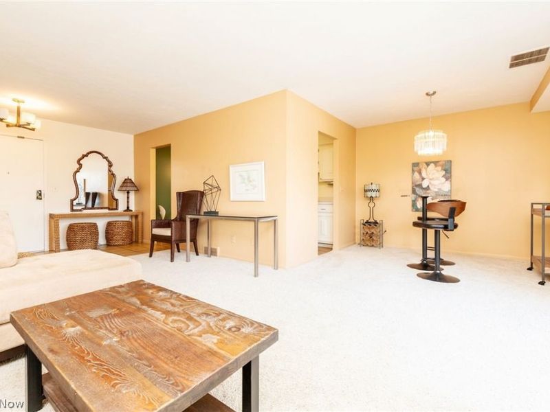 2112 Acacia Park Drive , Unit 322, Lyndhurst, OH 44124 Photo 7