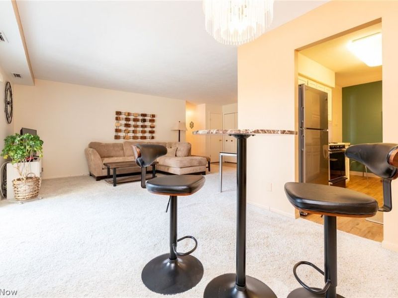 2112 Acacia Park Drive , Unit 322, Lyndhurst, OH 44124 Photo 9