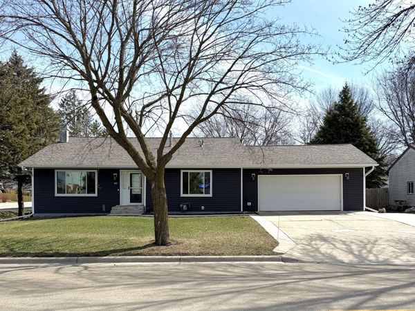 2595 3rd Avenue NE, Owatonna, MN 55060