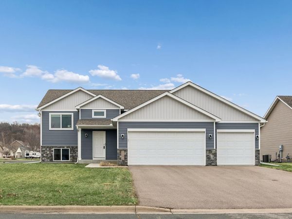 1192 Farmers Lane, Belle Plaine, MN 56011