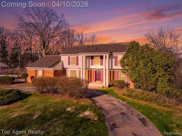 4268 Covered Bridge Road, Bloomfield Hills, MI 48302