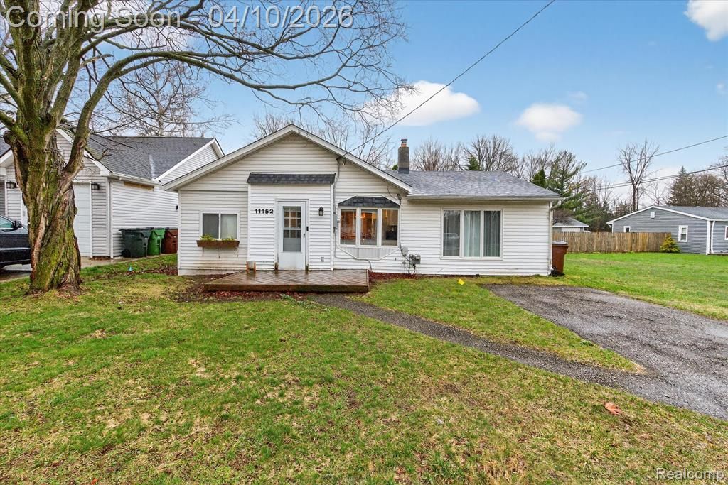 11152 Rhode Drive, Shelby Township, MI 48317 Main Photo