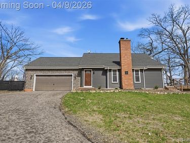 2929 Acorn Lane, Genoa Twp, MI 48843