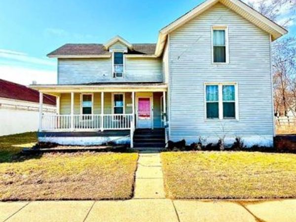 35449 Clinton Street, Wayne, MI 48184