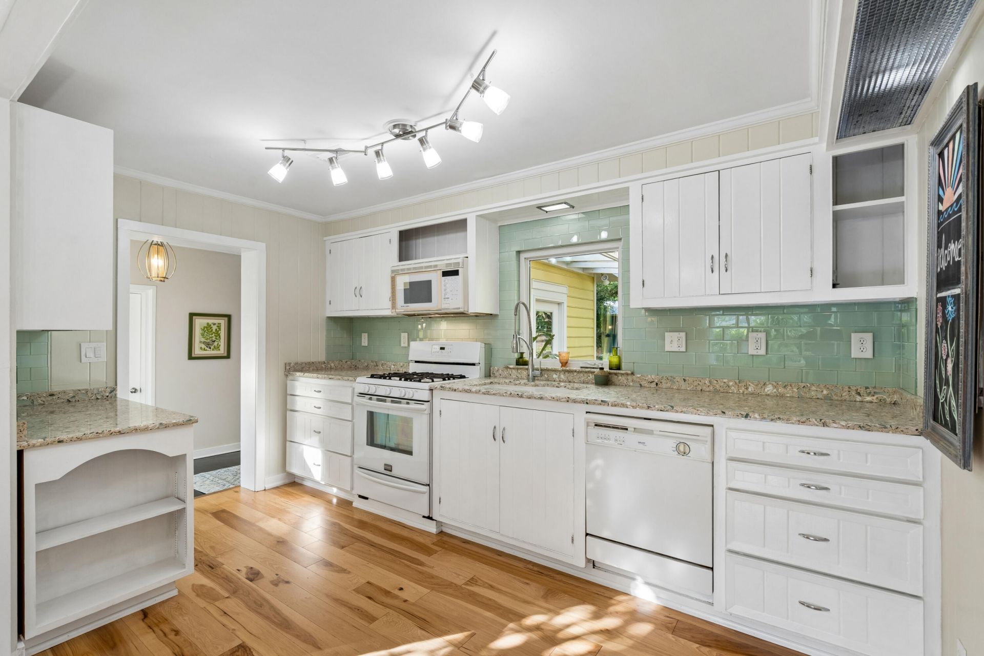 1 Peeks Pike Photo 16