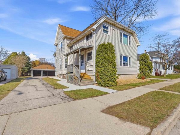 83 E 9TH STREET, Fond Du Lac, WI 54935