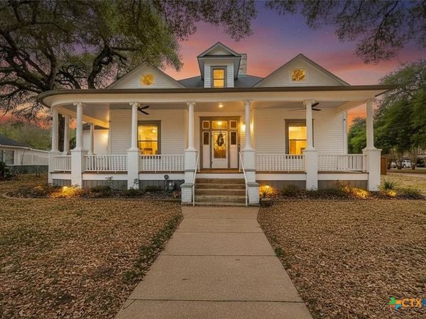 604 Saint Michael Street, Gonzales, TX 78629