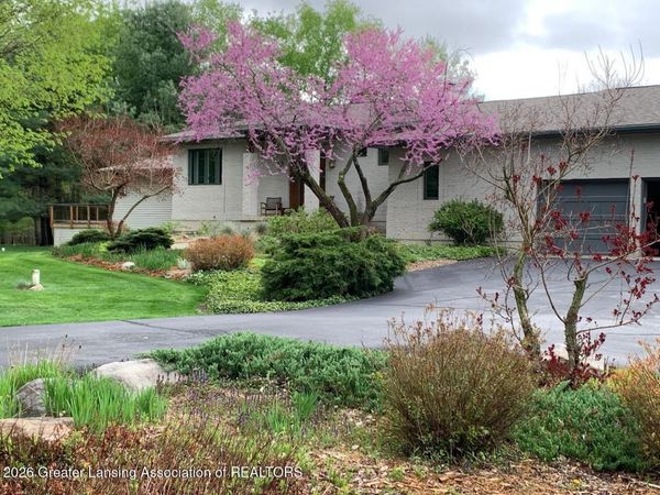 1879 Culver Hill Drive, Williamston, MI 48895