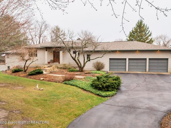 1879 Culver Hill Drive, Williamston, MI 48895