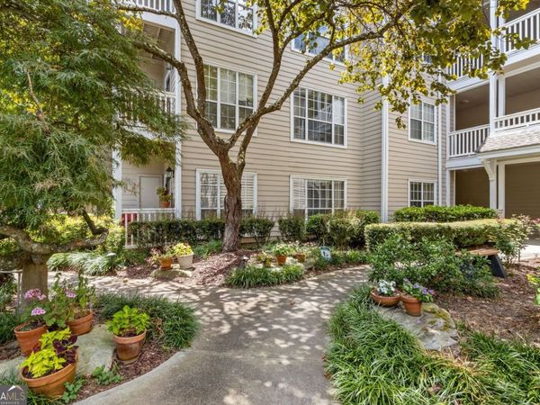 1250 Parkwood Circle SE, Unit 3204, Atlanta, GA 30339
