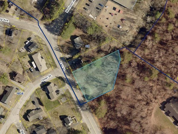 12 Fair Street , Lewiston, ME 04240