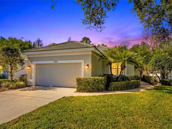 8652 54TH AVENUE CIRCLE E, BRADENTON, FL 34211