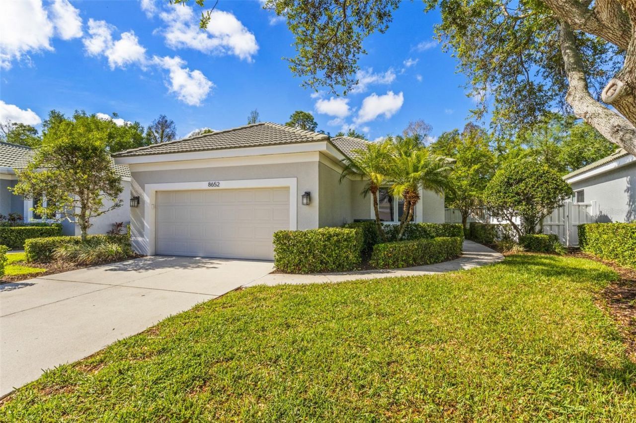 8652 54th Avenue Circle E, Bradenton, FL 34211 Photo