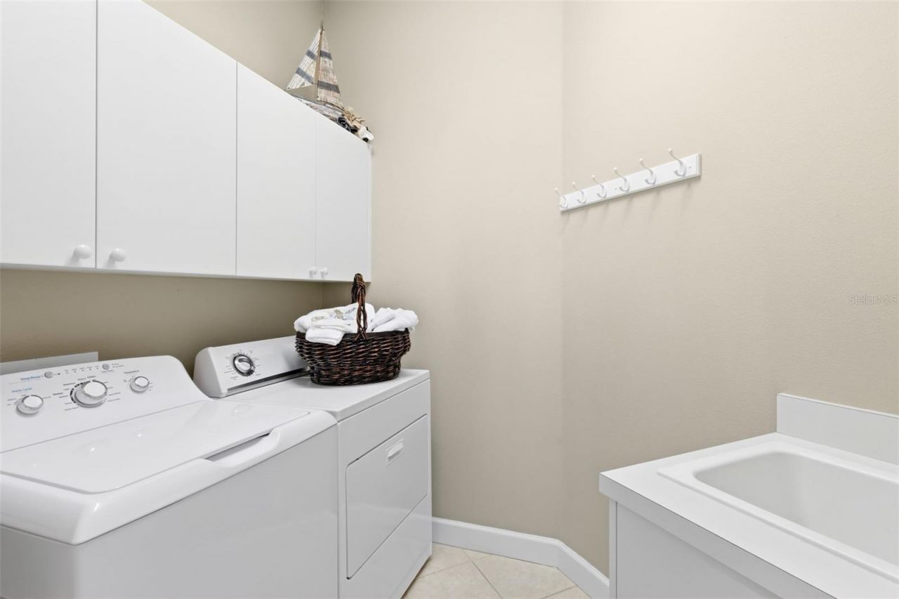 8652 54th Avenue Circle E, Bradenton, FL 34211 Photo