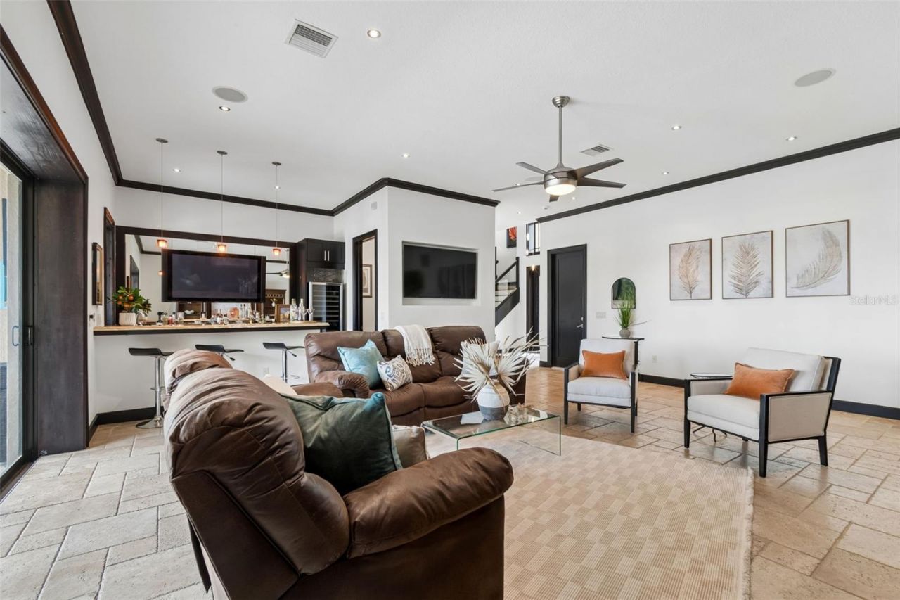 108 Bayside Drive, Clearwater Beach, FL 33767 Photo
