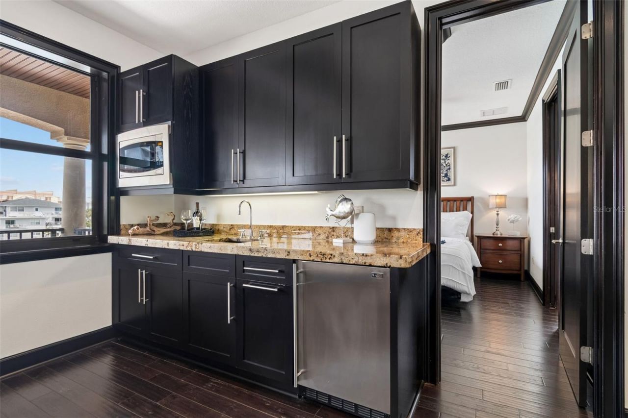 108 Bayside Drive, Clearwater Beach, FL 33767 Photo