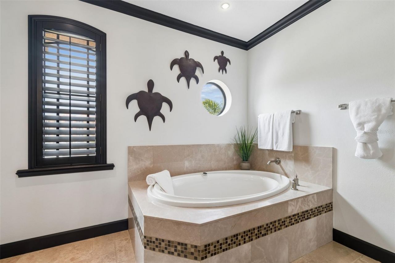 108 Bayside Drive, Clearwater Beach, FL 33767 Photo