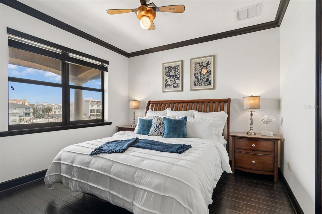 108 Bayside Drive, Clearwater Beach, FL 33767 Photo