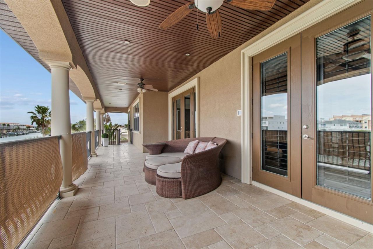 108 Bayside Drive, Clearwater Beach, FL 33767 Photo