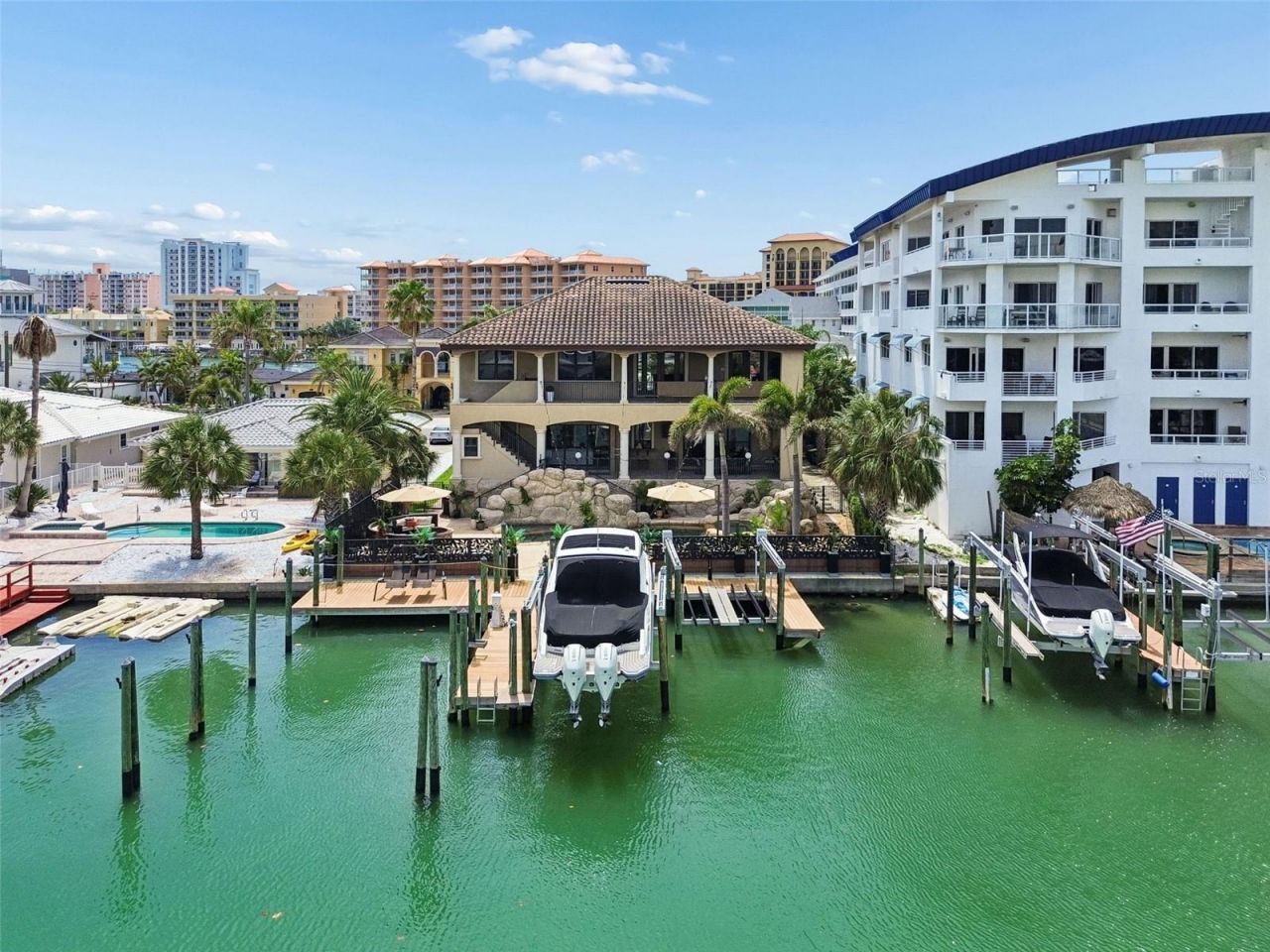 108 Bayside Drive, Clearwater Beach, FL 33767 Photo