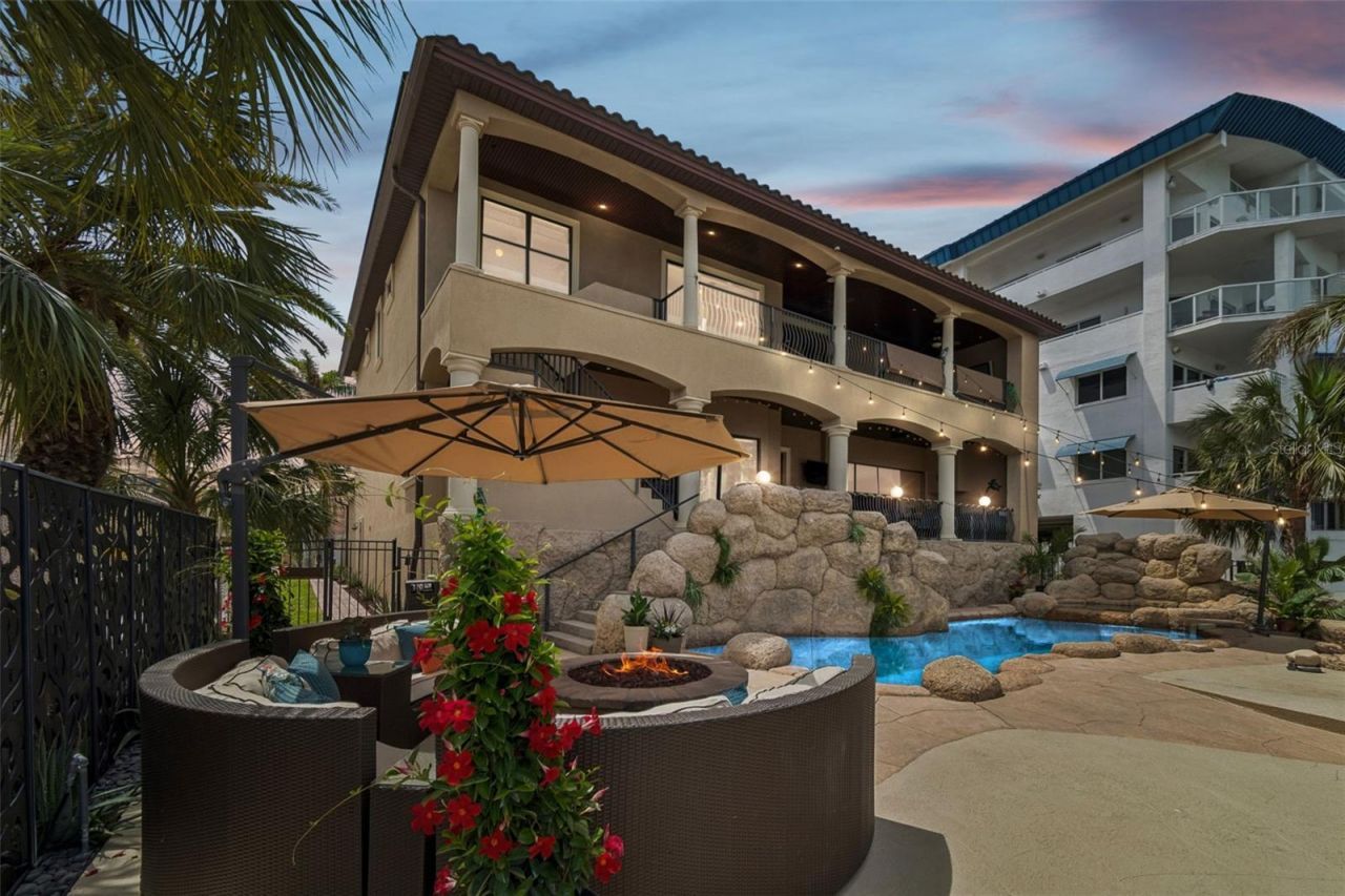 108 Bayside Drive, Clearwater Beach, FL 33767 Photo