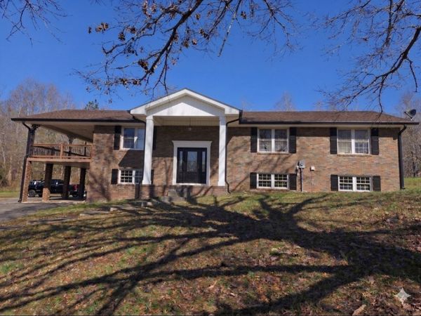 1802 Waynesboro Hwy , Hohenwald, TN 38462