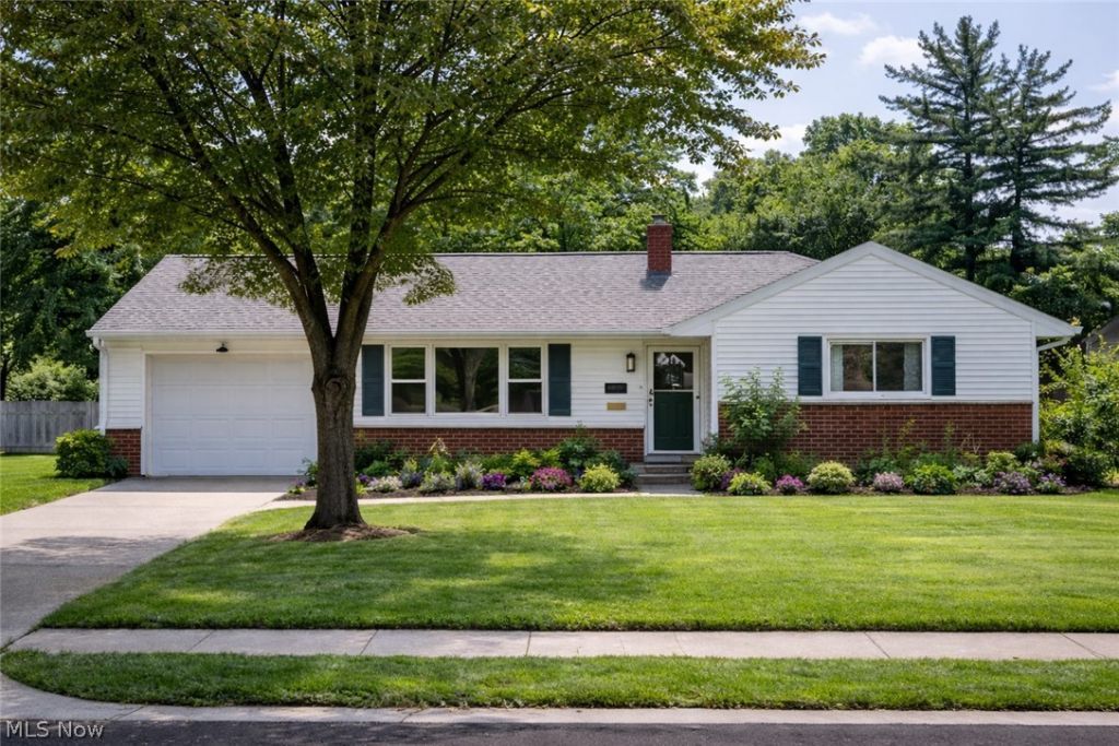 2802 Pease Lane, Sandusky, OH 44870 Main Photo