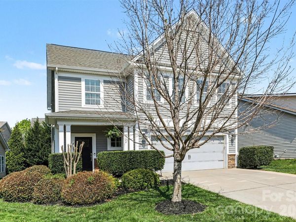 9124 Inverness Bay Road, Charlotte, NC 28278