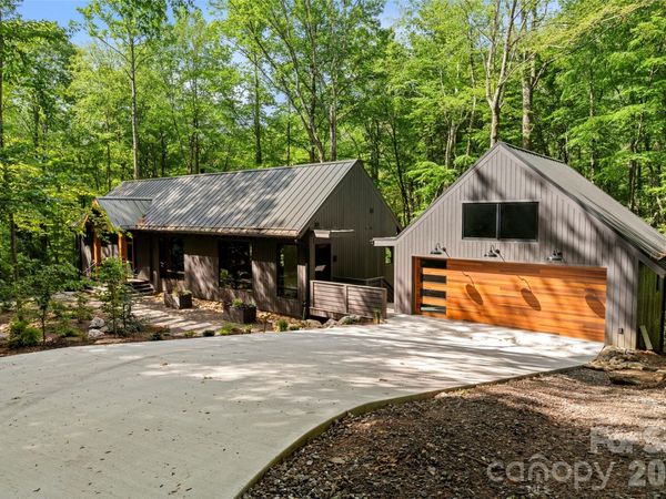 80 Hemlock Circle, Black Mountain, NC 28711